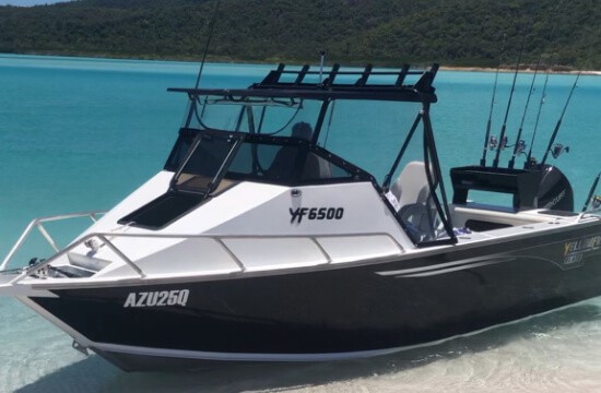 Airlie-Beach-Centre-Cab-Boat-Hire-Whitsundays