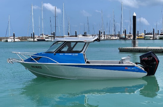 Airlie-Beach-Centre-Cab-Boat-Hire-Whitsundays